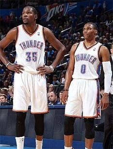 他回家了，回到了深爱的巴塞罗那（他归来，重返挚爱的巴塞罗那）