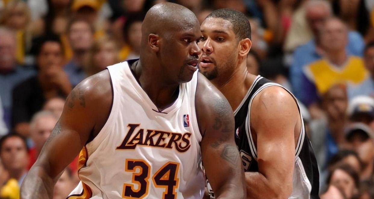 尤文官方：鲁加尼右腿比目鱼肌轻度损伤；据悉至少缺阵20天（尤文官宣：鲁加尼右腿比目鱼肌轻伤，至少缺阵20天）