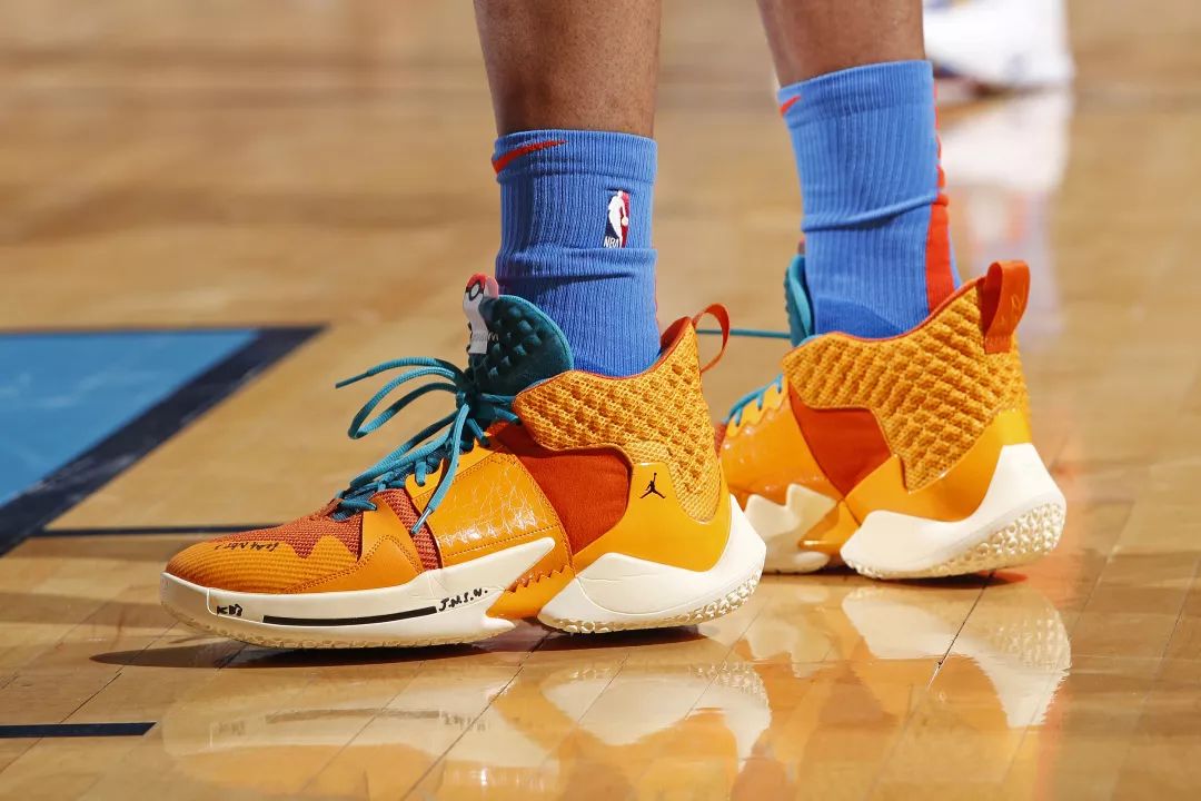 武汉女足vs东孟加拉女足首发：王霜领衔，奥乌苏先发（首发出炉！武汉女足战东孟加拉：王霜领衔，奥乌苏首发登场）