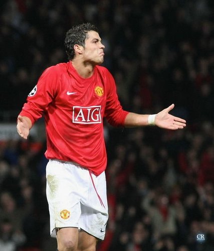 皇马跟队：姆巴佩、巴尔韦德、吕迪格、卡马文加等人缺席训练（姆巴佩、巴尔韦德、吕迪格、卡马文加等皇马球员缺席训练）