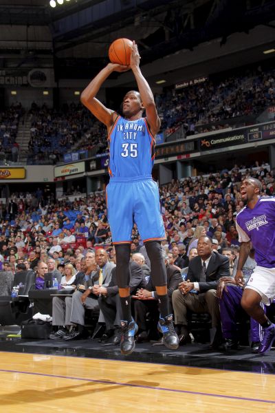 这里是我的主场，加布里埃尔向库尼亚介绍阿森纳训练基地（加布里埃尔带库尼亚参观阿森纳训练中心：这是我的地盘）