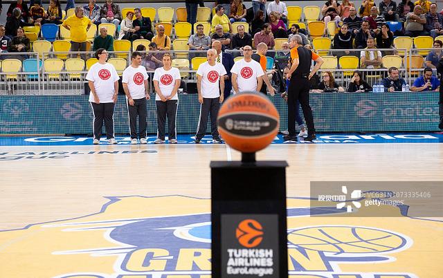 美高常规赛-郇斯枫全场2投2中得到4分4板2助 球队2分险胜对手（美高常规赛：郇斯枫2投全中拿下4分4篮板2助攻，球队两分险胜对手）