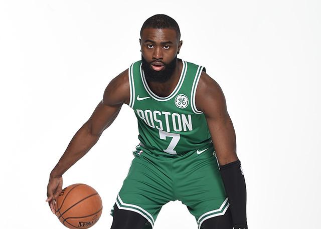 世界报：皇马开会讨论了阿隆索未来，对曼城将是他的最后机会（世界报：皇马召开会议商议阿隆索去留，战曼城或成其最后机会）