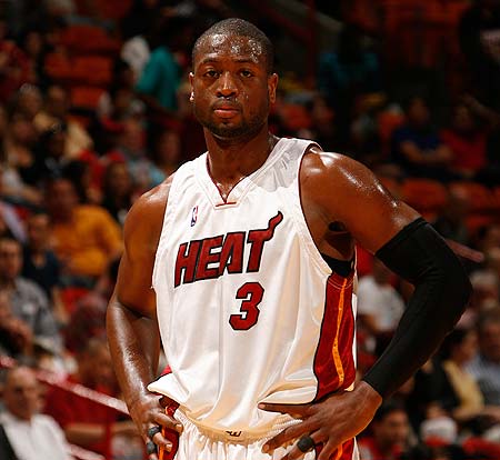 如何看待诺伊尔的失误？孔帕尼：我第一次听到这个说法（诺伊尔被指失误？孔帕尼：头一次听说这种说法）