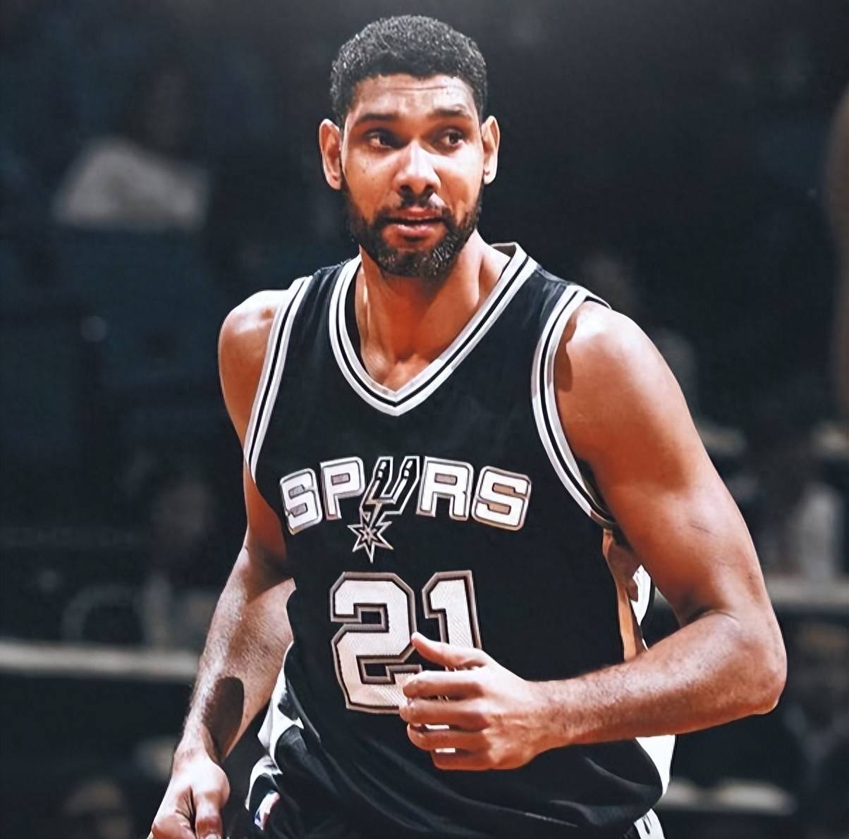 热火客战尼克斯 维金斯&戴维恩·米切尔可以出战比赛（热火客场对阵尼克斯，维金斯与戴维恩·米切尔可出战）